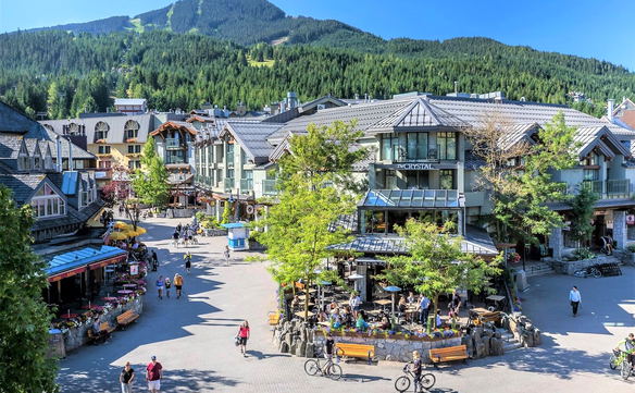 Whistler Vacation Rentals & Condos, British Columbia. Elevate Vacations 