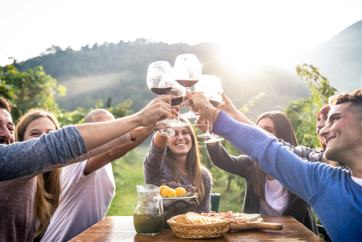 Kelowna Vacation Rental Special Offers & Packages. Elevate Vacations