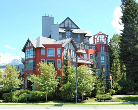 Alpendlow Lodge Whistler, Whistler Accommodation, Vacation Home Rental