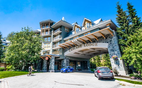 Cascade Lodge Whistler, Canada, One & Two-bedroom Condos by Elevate Vacations
