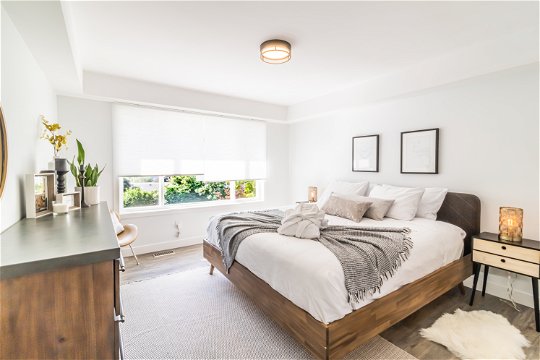 Hayden Place, Vacation Home Rental Kelowna, British Columbia, Canada. Elevate Vacations