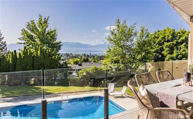 Hayden Place, Vacation Home Rental Kelowna, British Columbia, Canada. Elevate Vacations Hayden Place, Vacation Home Rental Kelowna, British Columbia, Canada. Elevate Vacations