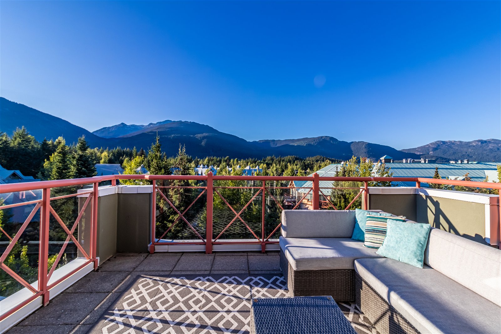 Whistler Vacation Rentals & Condos, Elevate Vacations