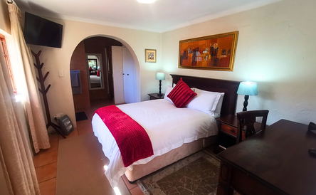 Royal East Luxury Garden Suite