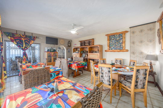 Breakfast Area Breakfast Area