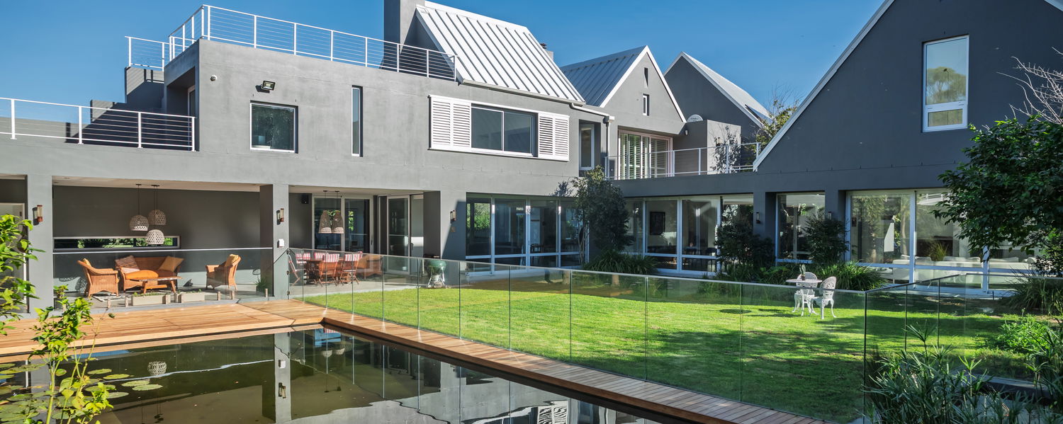 EcoLuxe Haven