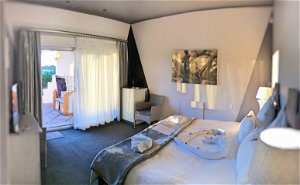 Pamper yourself in Black Mussel room at Farr Out Guesthouse in Paternoster