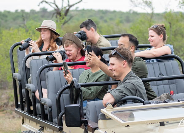 GUEST EXPERIENCES