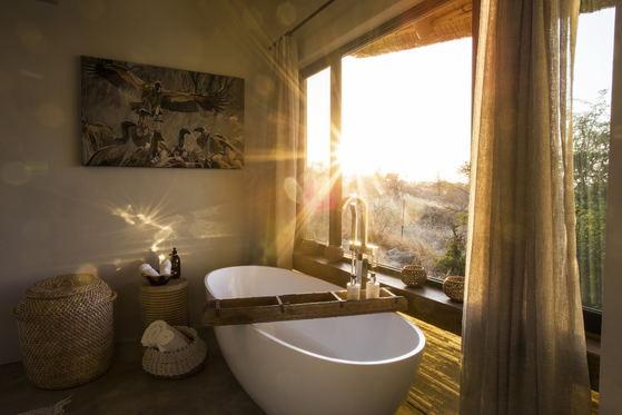 Luxury en-suite bathroom in the Klaserie Private Nature Reserve Luxury en-suite bathroom in the Klaserie Private Nature Reserve