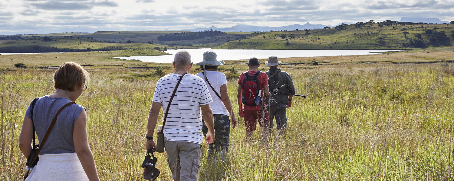 #walkingsafari #rhinotracking #gamewalk #hike