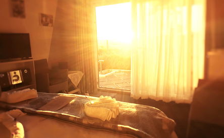 Pamper yourself in White Mussel room at Farr Out Guesthouse in Paternoster