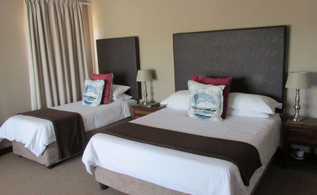 Room 3 - Family Room with Balcony